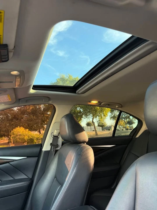 2018 Infiniti Q50 - Image 12 of 17