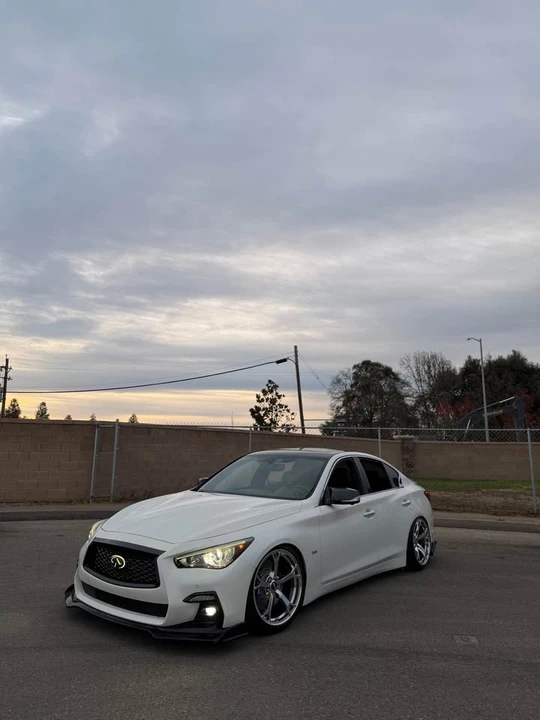 2018 Infiniti Q50 - Image 4 of 9