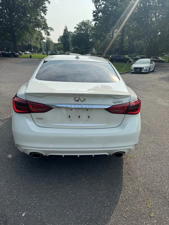 2018 Infiniti Q50 - Image 3 of 9