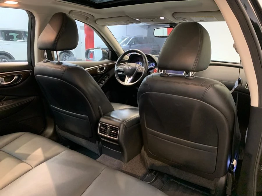 2018 Infiniti Q50 - Image 15 of 18