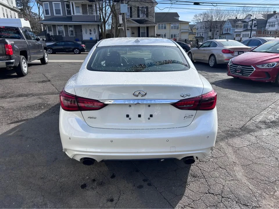 2018 Infiniti Q50 - Image 8 of 19