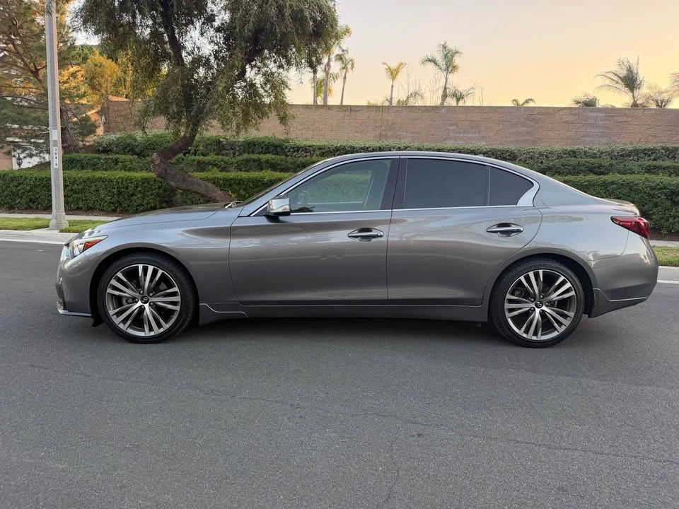 2018 Infiniti Q50 - Image 2 of 13