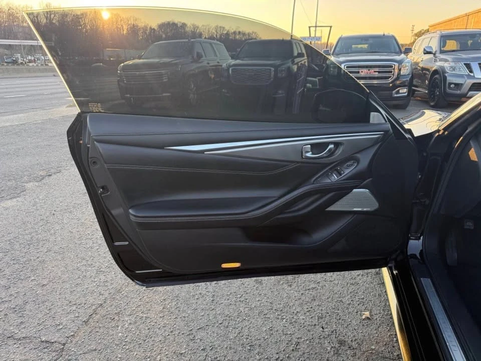 2018 Infiniti Q60 - Image 13 of 19