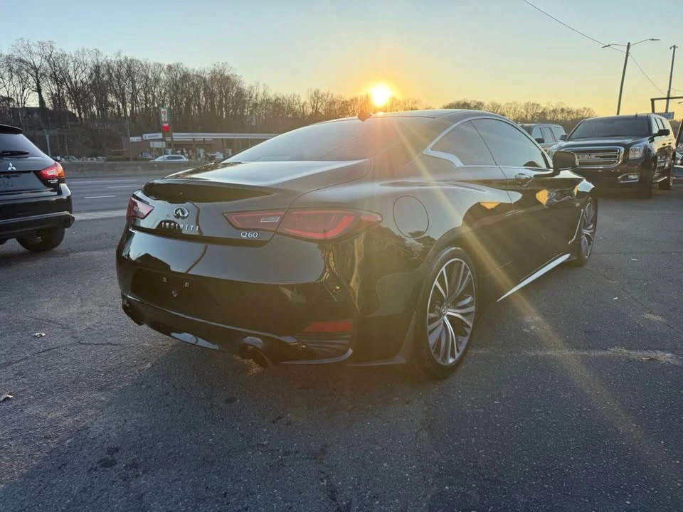 2018 Infiniti Q60 - Image 16 of 19