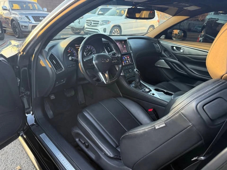 2018 Infiniti Q60 - Image 12 of 19