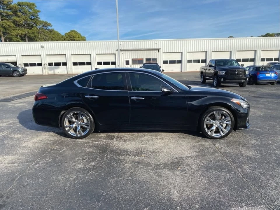 2018 Infiniti M/Q70 4th Gen - Image 4 of 11