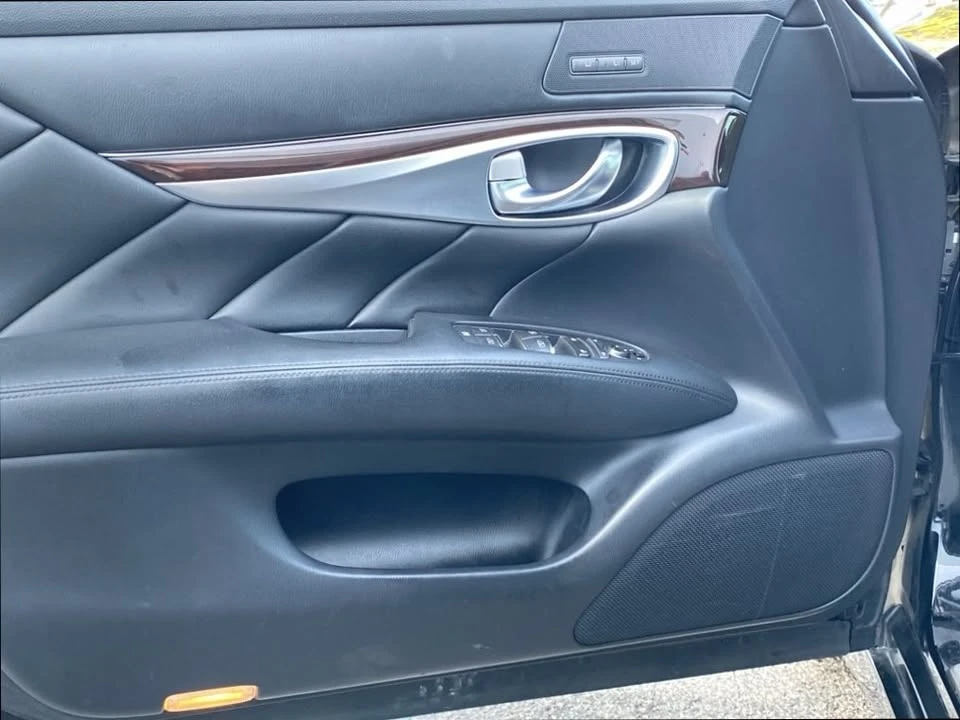 2018 Infiniti M/Q70 4th Gen - Image 11 of 20