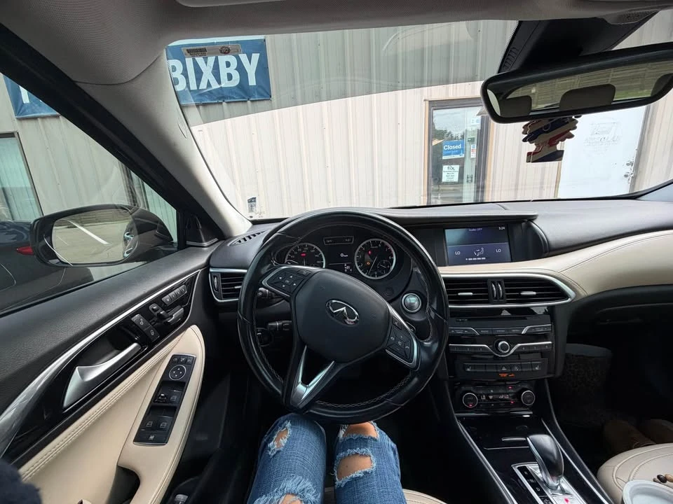 2018 Infiniti QX30 - Image 17 of 20