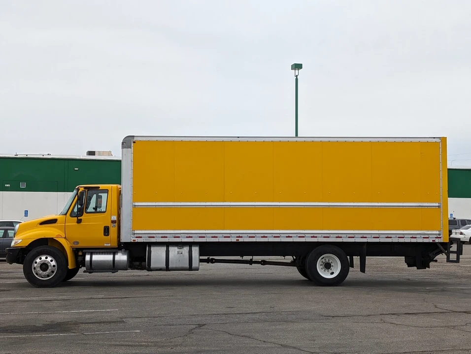 2018 International 4300 - Image 5 of 12
