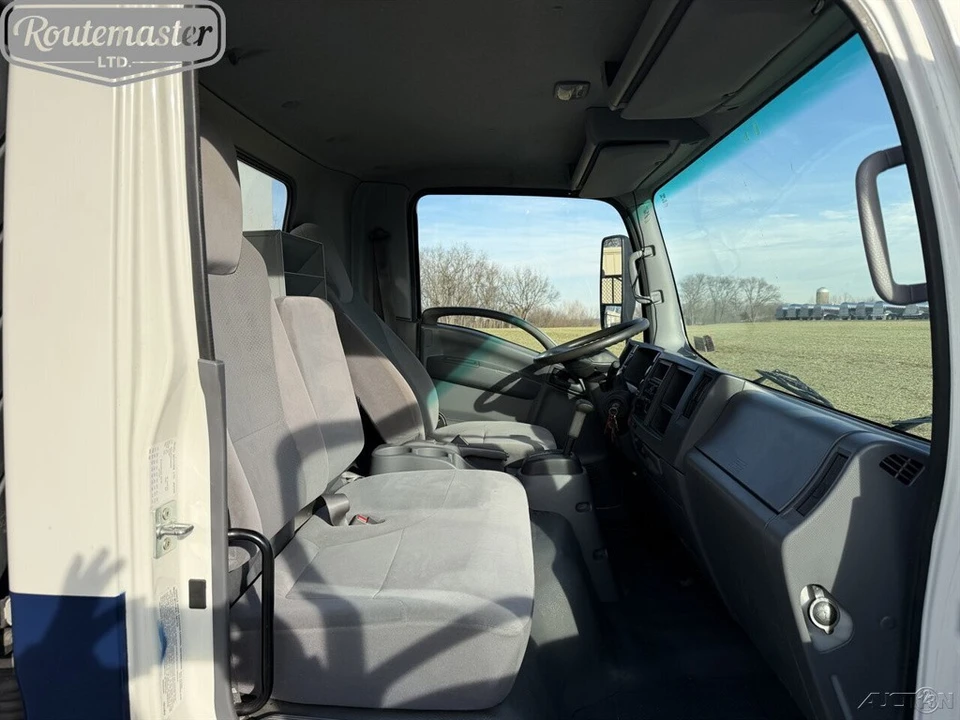 2018 Isuzu Elf - Image 11 of 12
