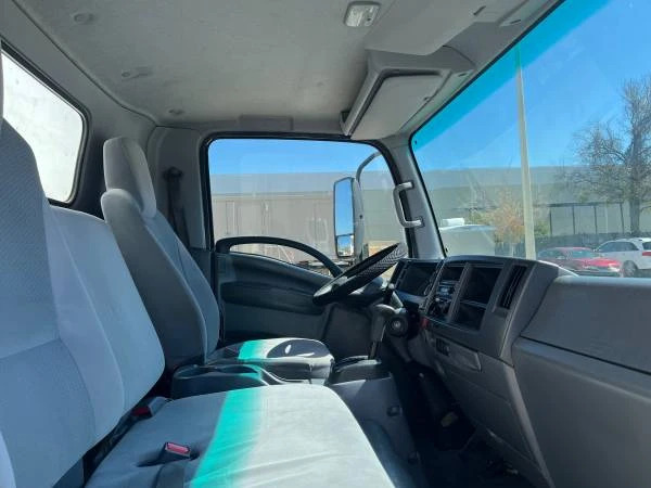 2018 Isuzu Elf - Image 7 of 7
