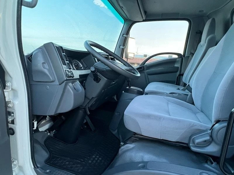 2018 Isuzu Elf - Image 15 of 21