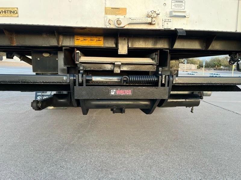 2018 Isuzu Elf - Image 9 of 21
