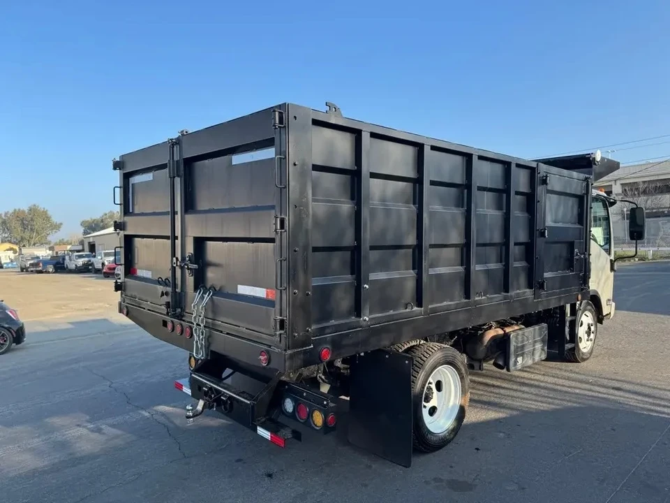 2018 Isuzu Elf - Image 7 of 17