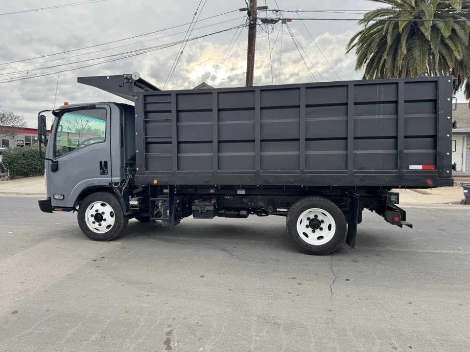 2018 Isuzu Elf - Image 7 of 13