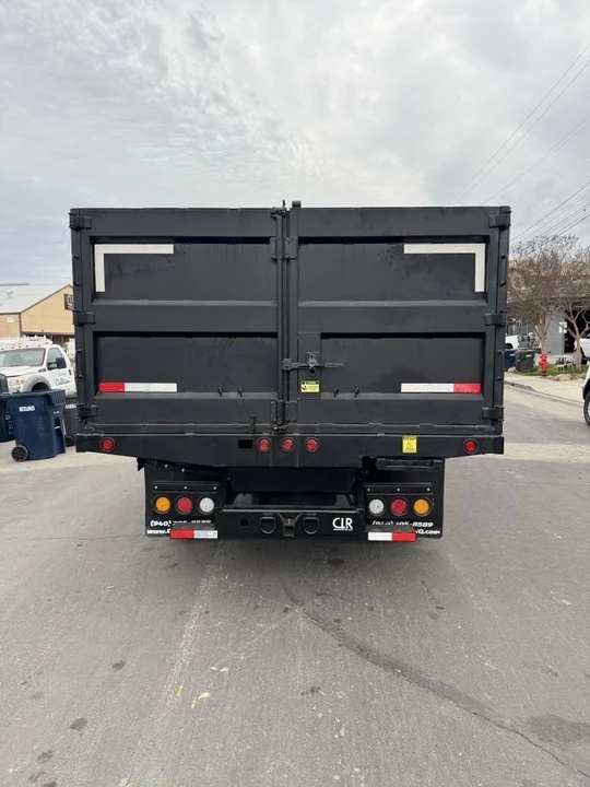 2018 Isuzu Elf - Image 5 of 13