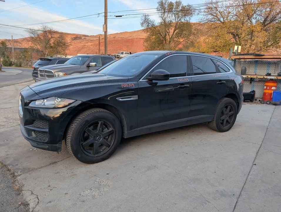 2018 Jaguar F-Pace - Image 2 of 10