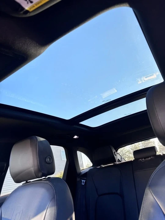 2018 Jaguar F-Pace - Image 18 of 18