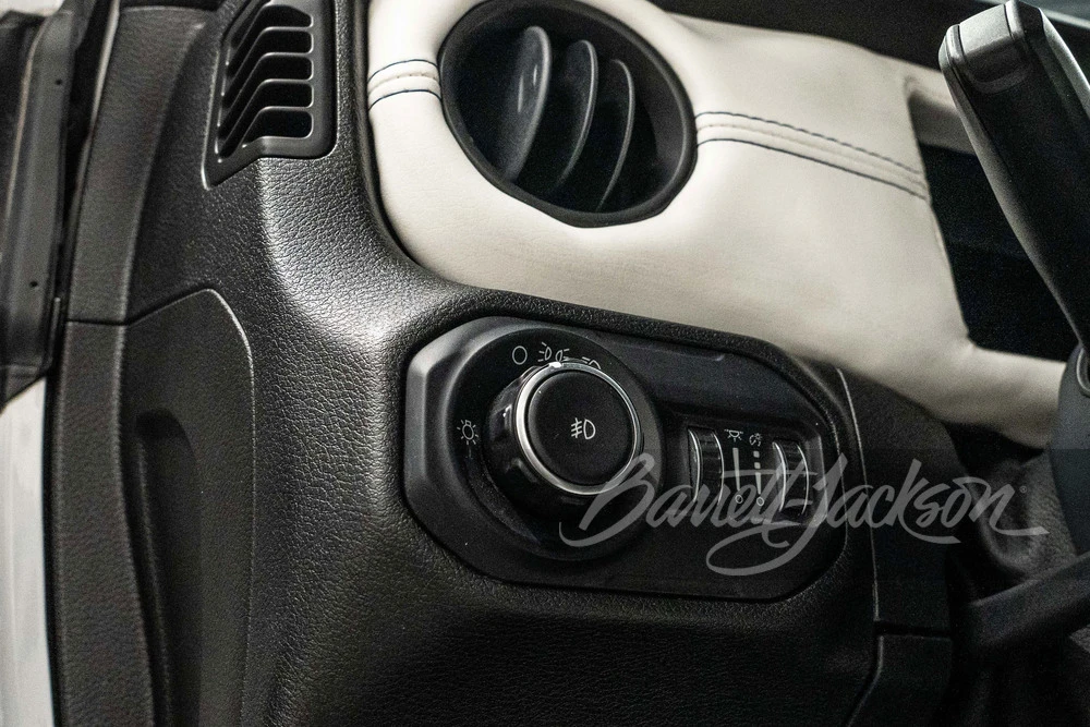 2018 Jeep JL Wrangler - Image 8 of 31