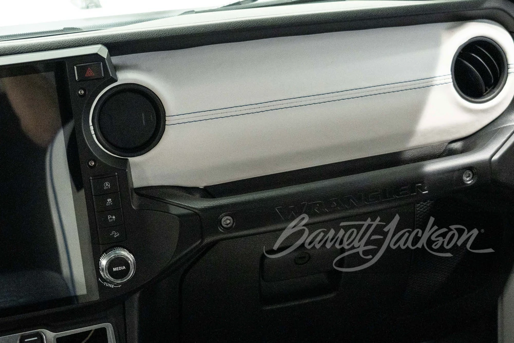 2018 Jeep JL Wrangler - Image 25 of 31
