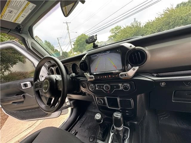 2018 Jeep - Image 23 of 31