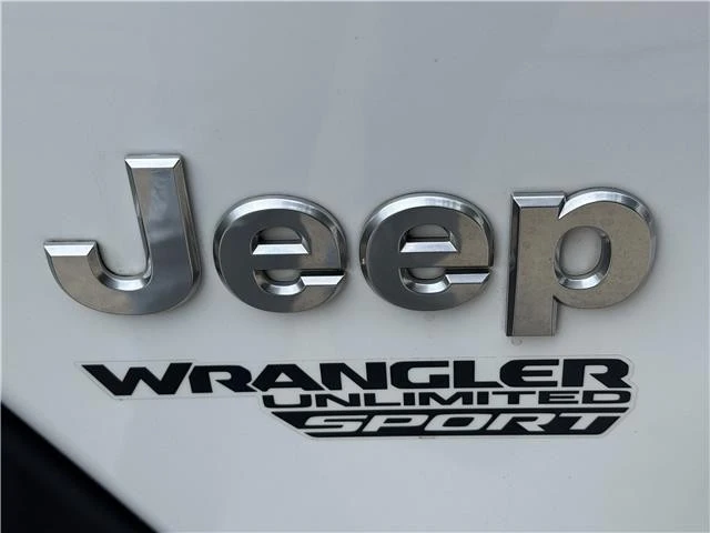 2018 Jeep JL Wrangler - Image 11 of 21