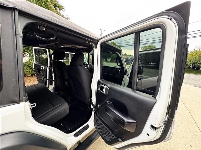 2018 Jeep JL Wrangler - Image 16 of 21