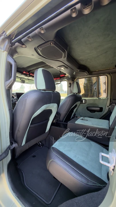 2018 Jeep Wrangler - Image 11 of 12