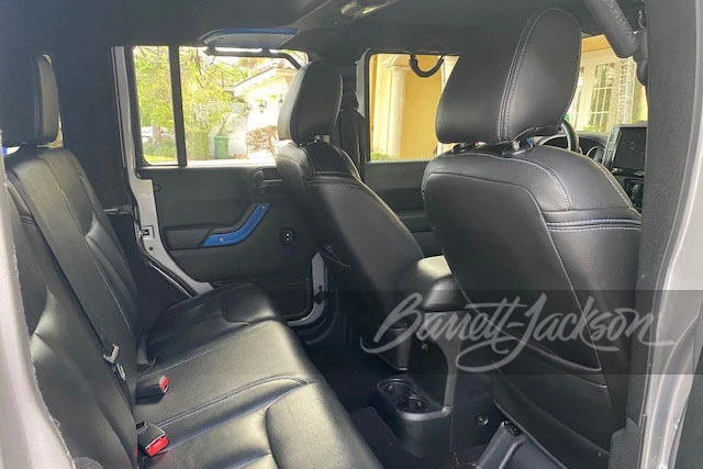 2018 Jeep Wrangler - Image 4 of 12