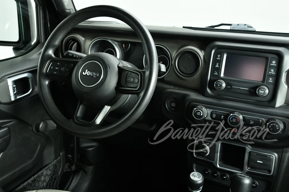 2018 Jeep JL Wrangler - Image 27 of 31