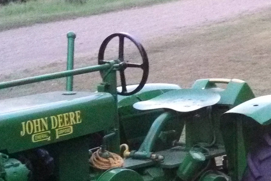 2018 John Deere - Image 3 of 4