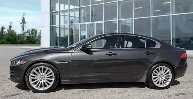2018 Jaguar XE - Image 3 of 12
