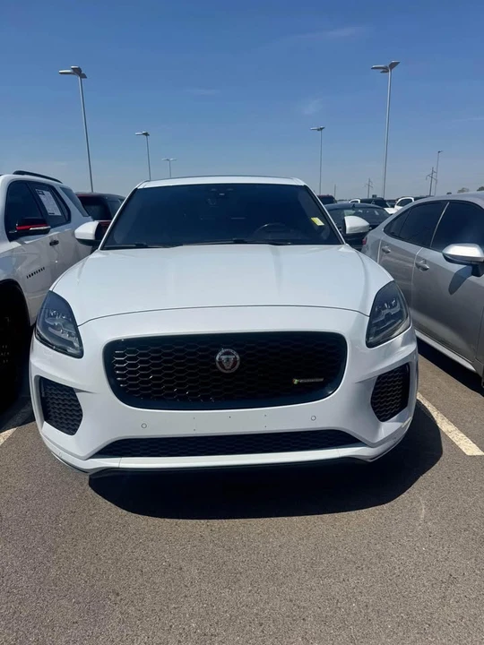 2018 Jaguar E-Pace - Image 3 of 18