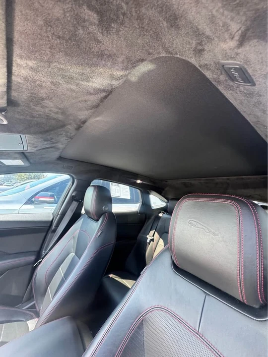 2018 Jaguar E-Pace - Image 7 of 18