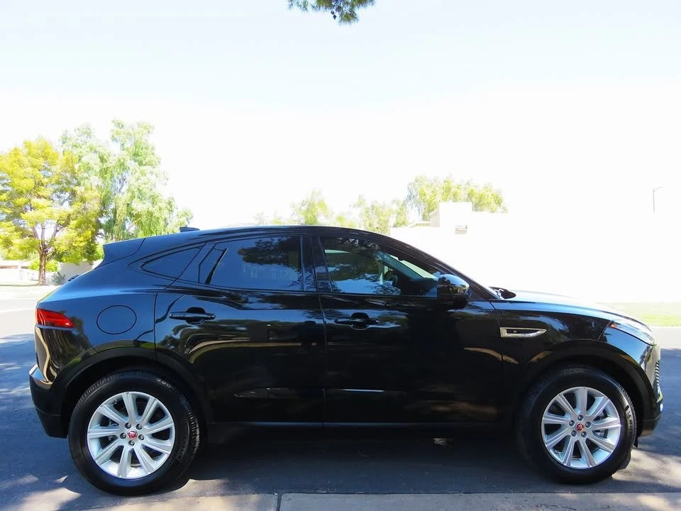 2018 Jaguar E-Pace - Image 9 of 20
