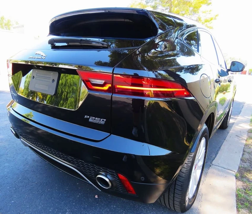 2018 Jaguar E-Pace - Image 7 of 20