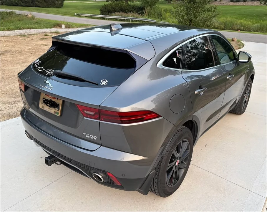 2018 Jaguar E-Pace - Image 3 of 10