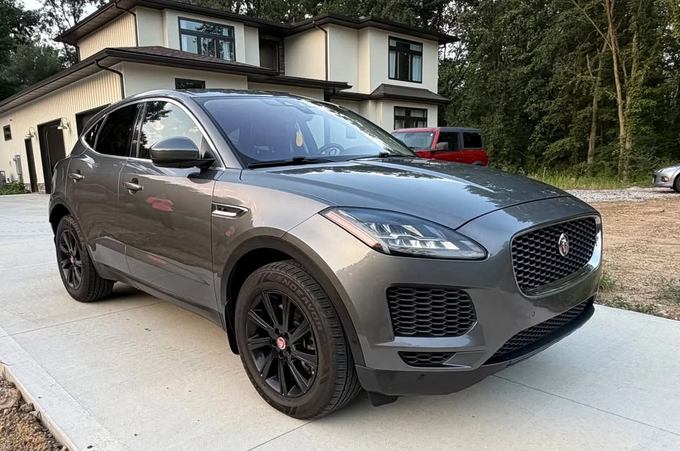 2018 Jaguar E-Pace - Image 5 of 10