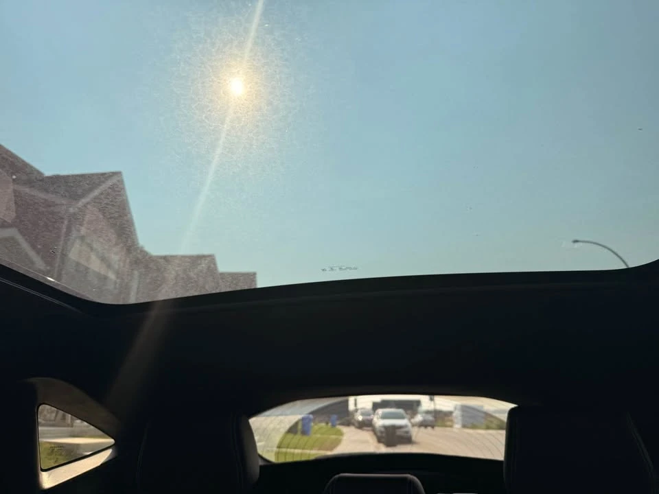 2018 Jaguar E-Pace - Image 7 of 10
