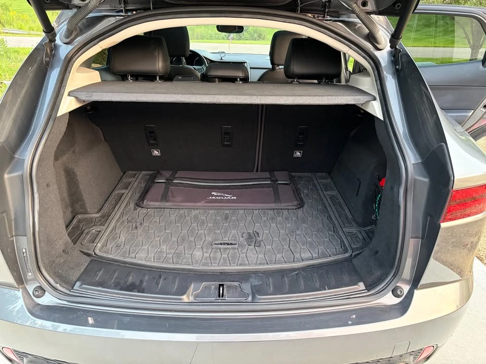 2018 Jaguar E-Pace - Image 10 of 10
