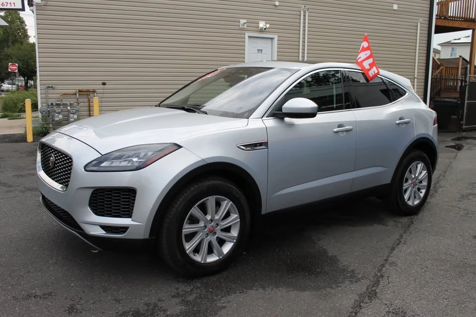 2018 Jaguar E-Pace - Image 2 of 20