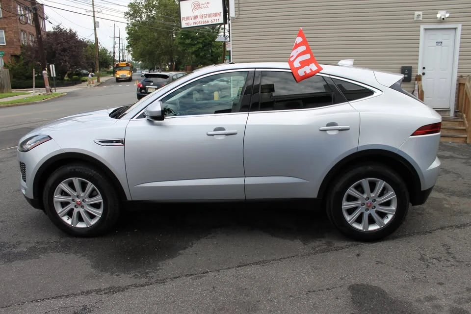 2018 Jaguar E-Pace - Image 8 of 20