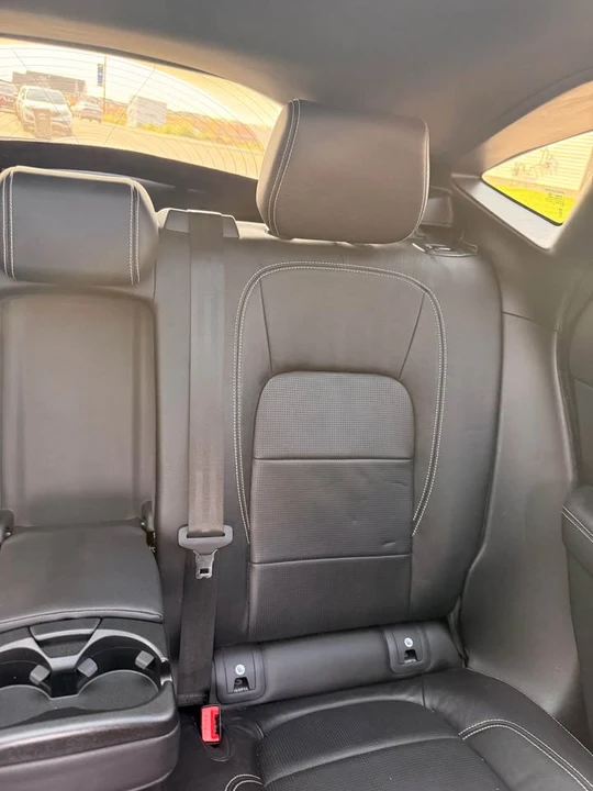 2018 Jaguar E-Pace - Image 10 of 10