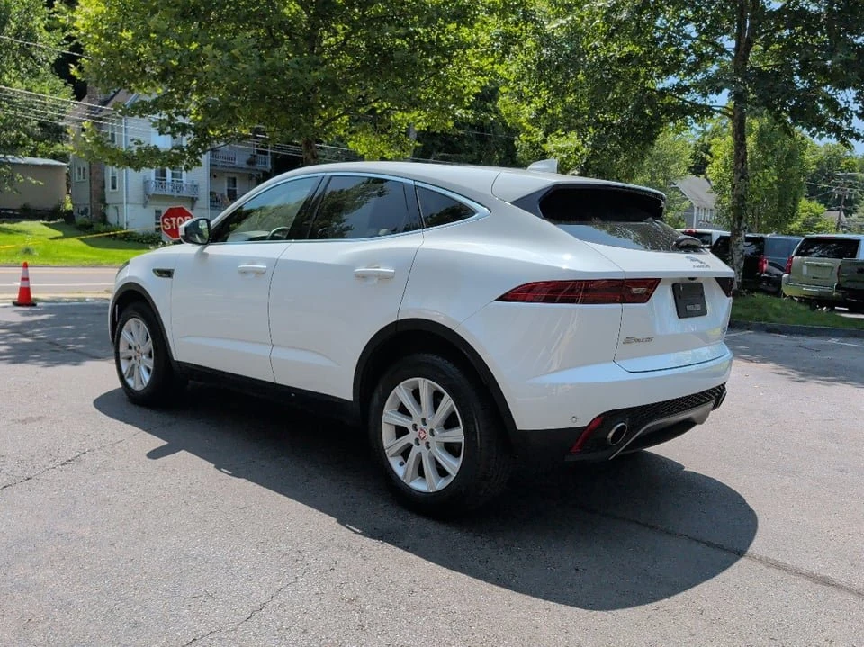 2018 Jaguar E-Pace - Image 5 of 20