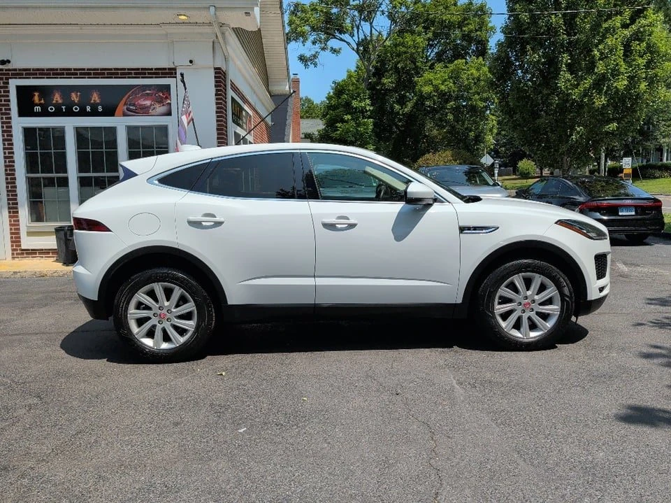 2018 Jaguar E-Pace - Image 8 of 20