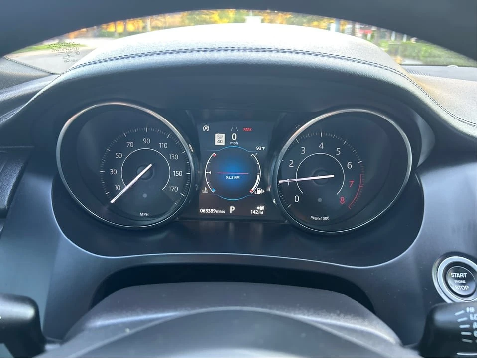 2018 Jaguar E-Pace - Image 17 of 18