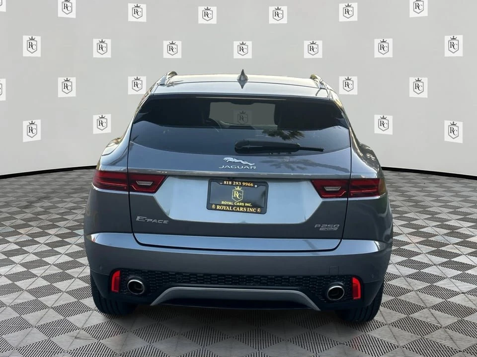 2018 Jaguar E-Pace - Image 6 of 18