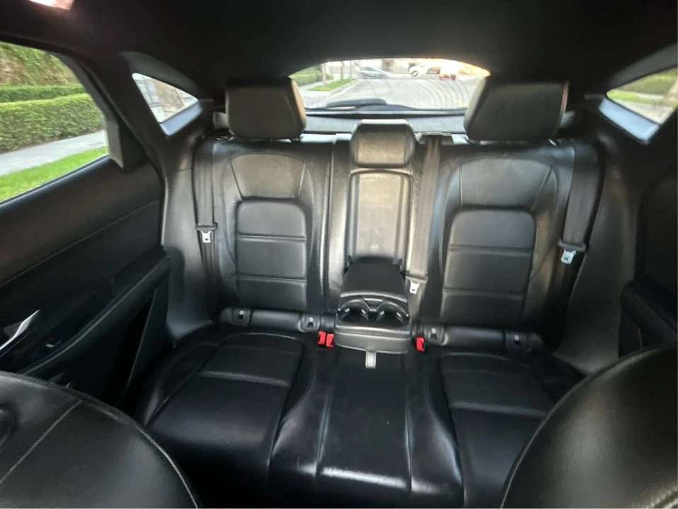 2018 Jaguar E-Pace - Image 14 of 18
