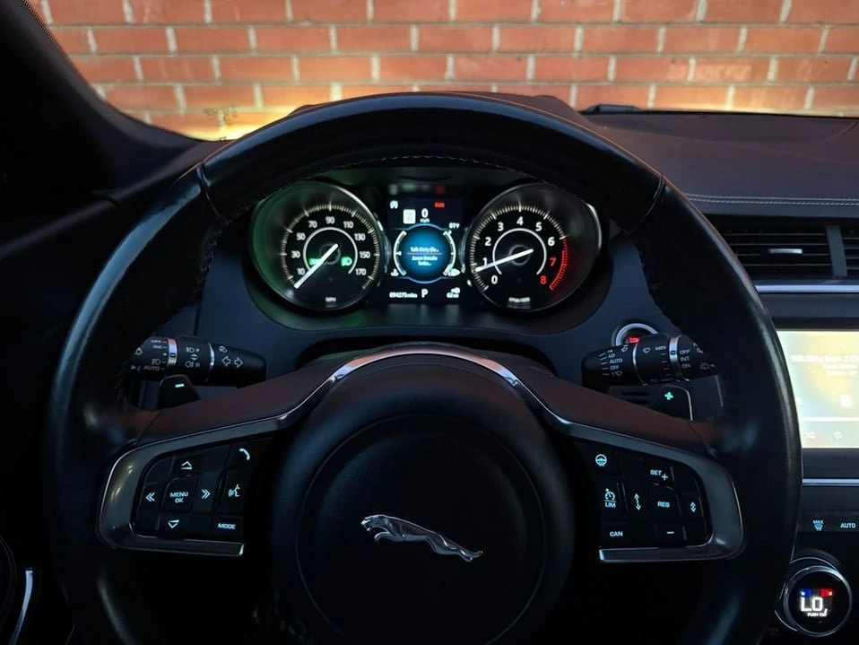 2018 Jaguar E-Pace - Image 12 of 20