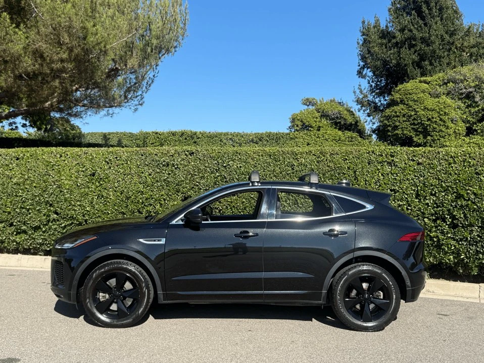2018 Jaguar E-Pace - Image 8 of 20